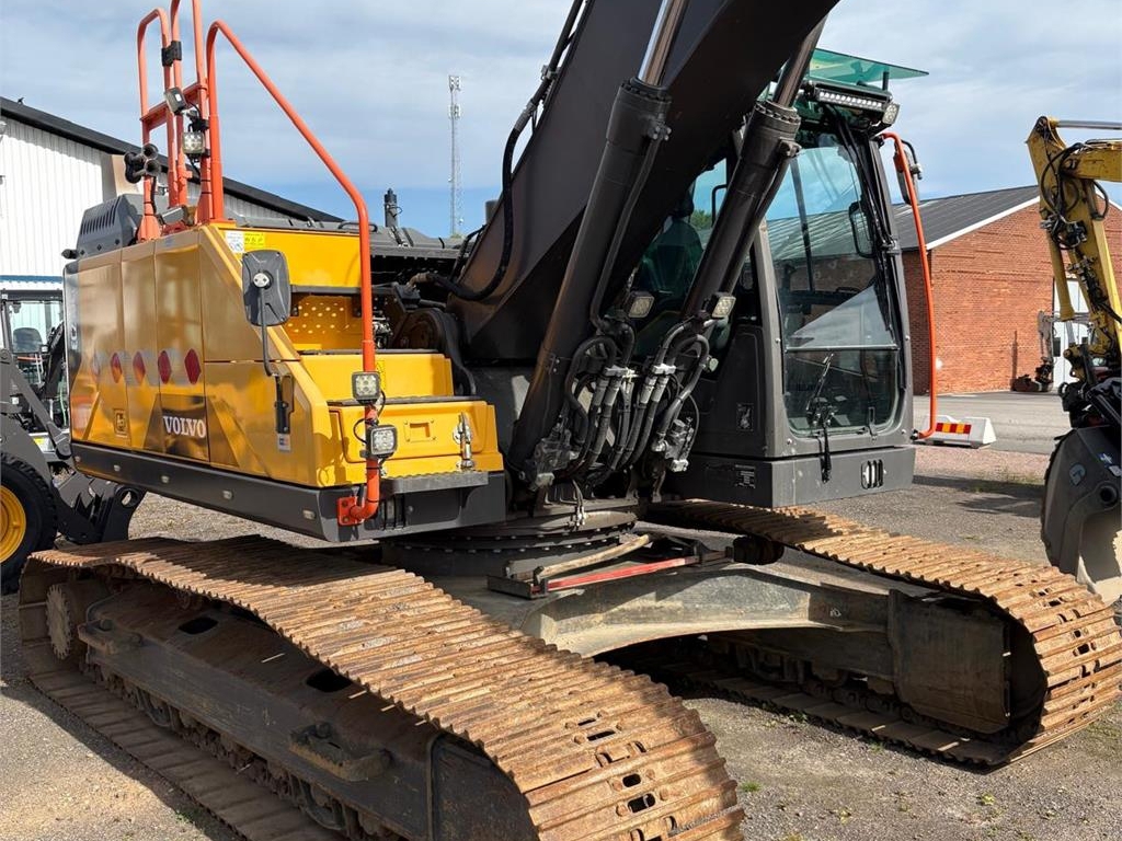 volvo,ec250el_323153a-ec250el323153(4).jpg